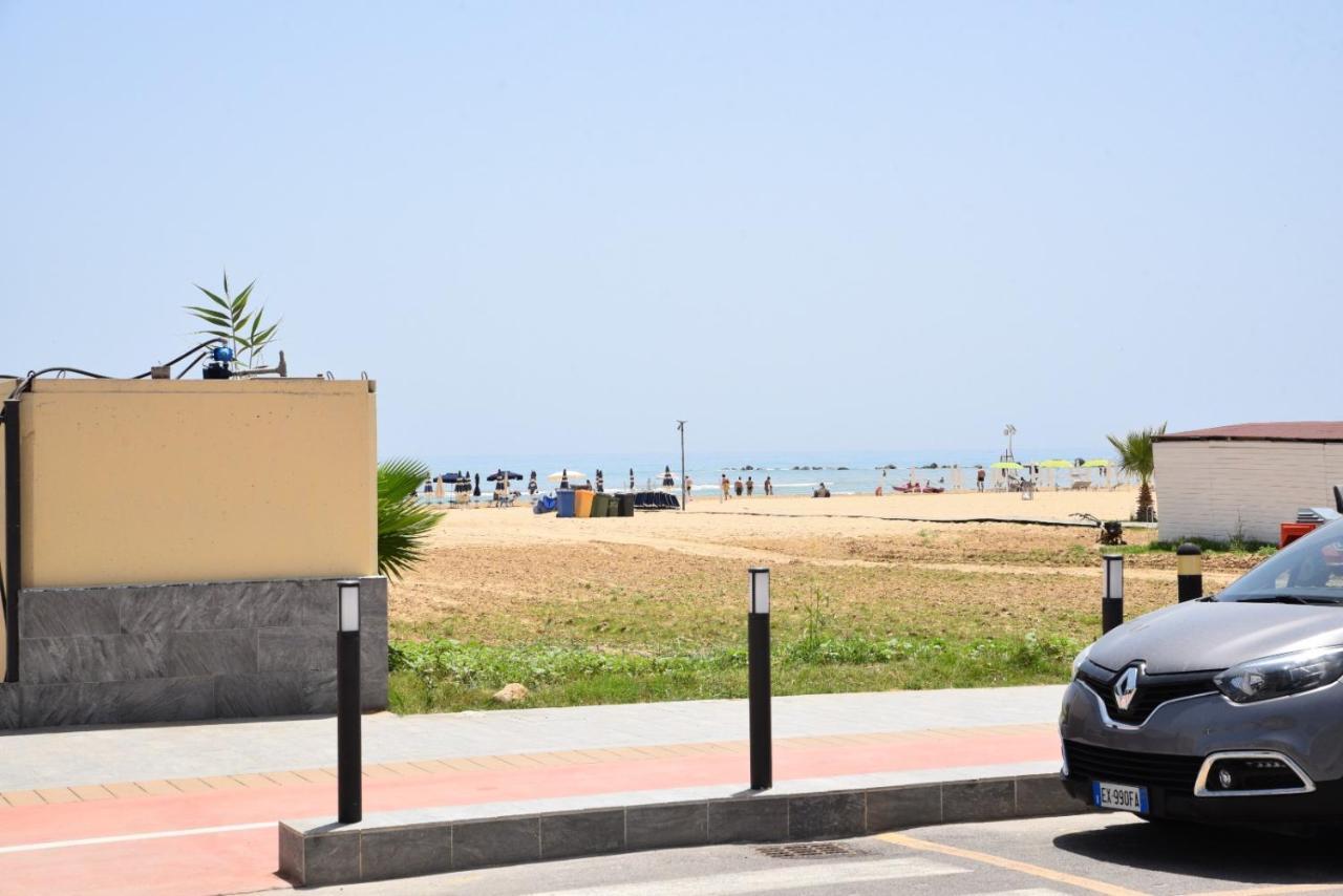 Perla Marina Apartment ปอร์โต เอมเปโดเกล ภายนอก รูปภาพ
