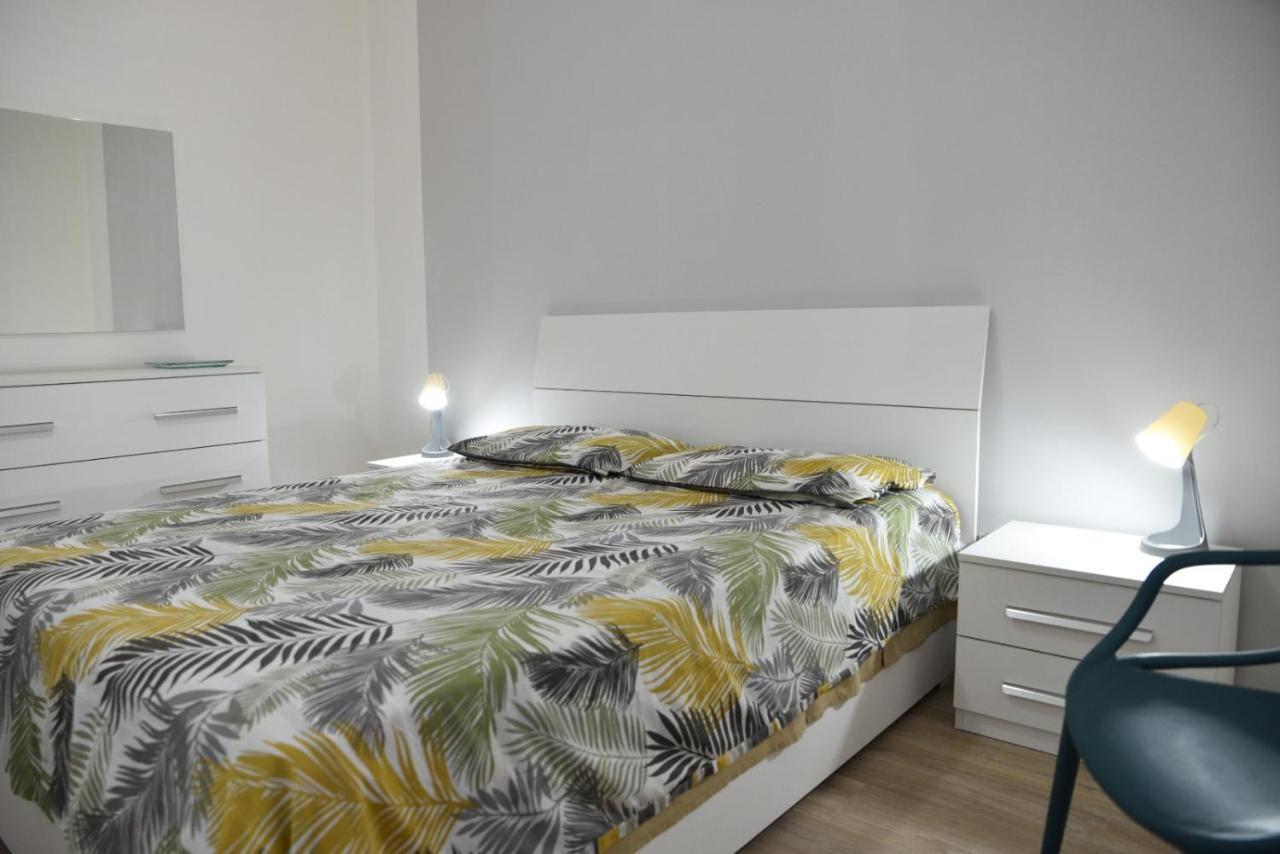 Perla Marina Apartment ปอร์โต เอมเปโดเกล ภายนอก รูปภาพ